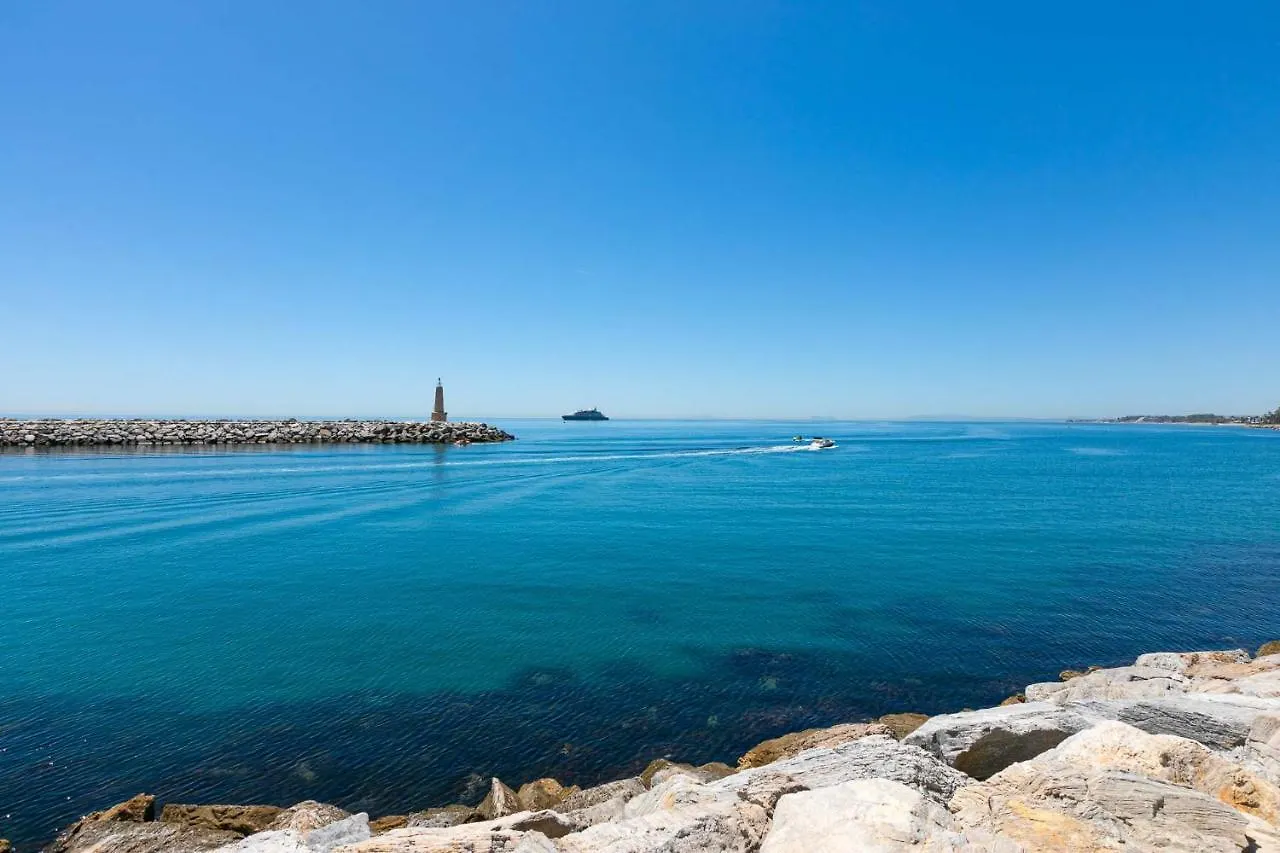 Puerto Banus, Marina Banus, 2Br, 2Bth, Pool, Parking, Marbella, 2H Apartment  Marbella