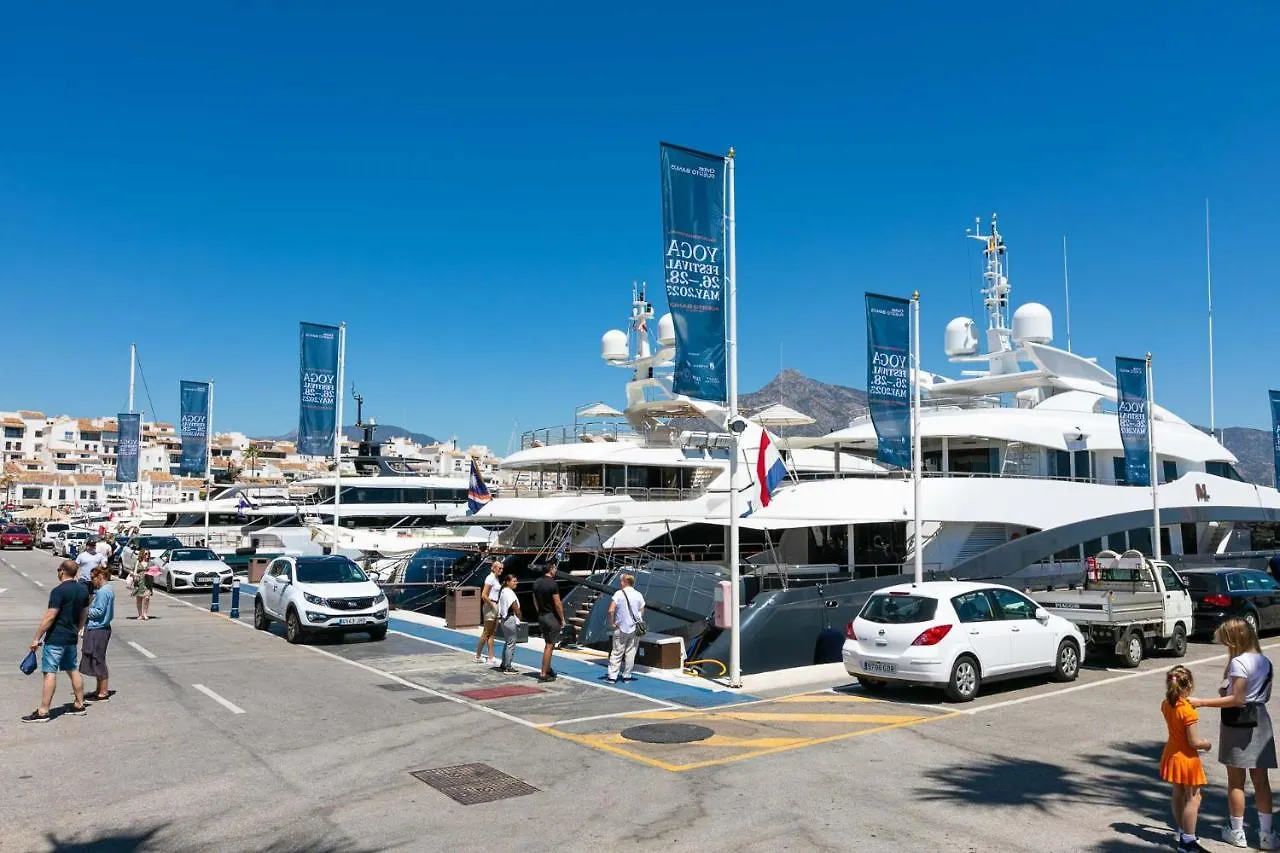 Puerto Banus, Marina Banus, 2Br, 2Bth, Pool, Parking, Marbella, 2H Apartment