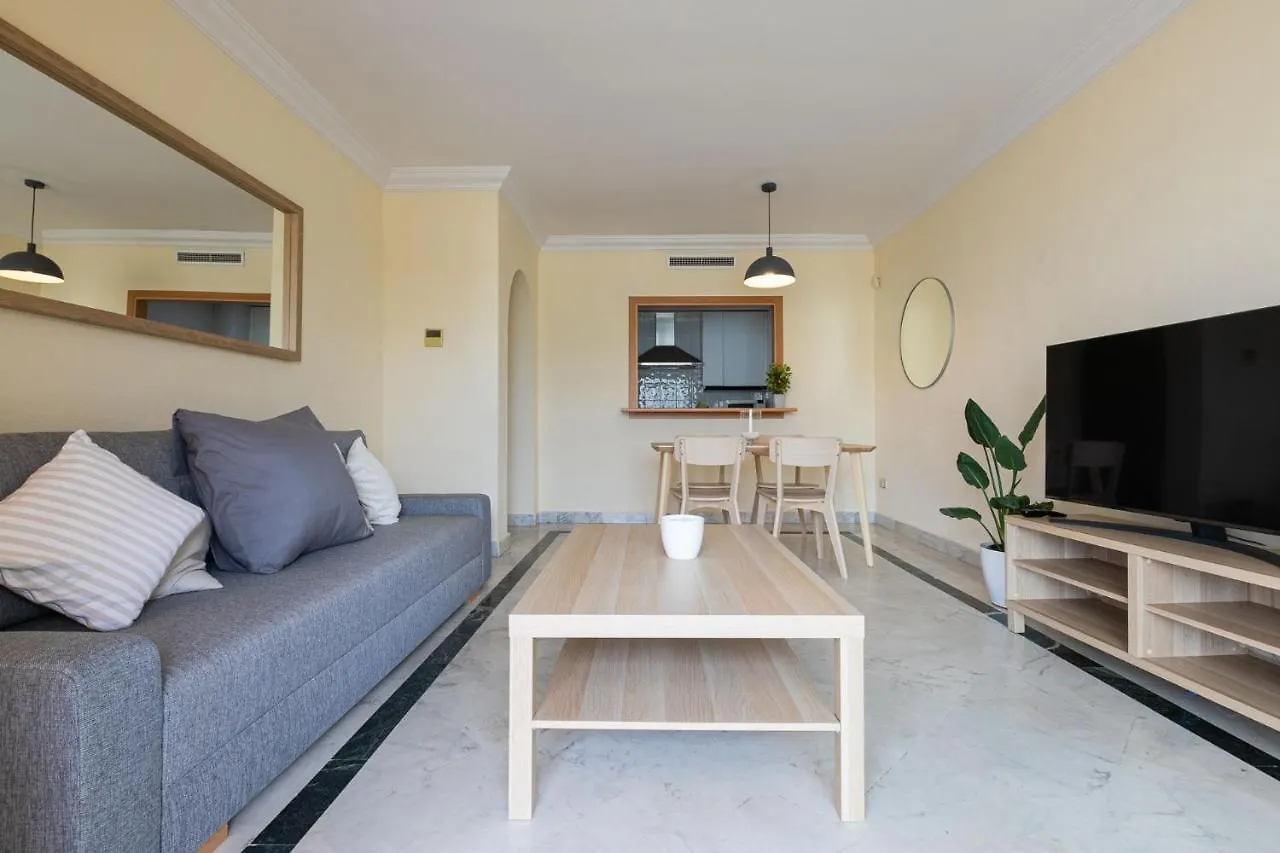 Puerto Banus, Marina Banus, 2Br, 2Bth, Pool, Parking, Marbella, 2H Apartment Spain