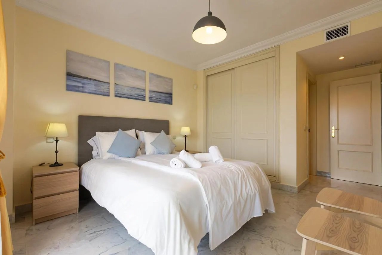Puerto Banus, Marina Banus, 2Br, 2Bth, Pool, Parking, Marbella, 2H Apartment 0*, Marbella Spain